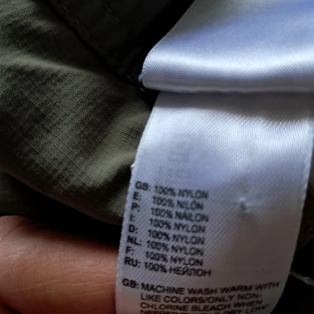 The North Face nylon pants - Picture 4 of 16